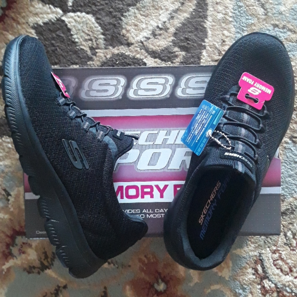 3x*Host Pick*Skechers Summits shoes